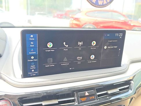 Certified 2025 Acura MDX FWD w/ Technology Package image 12