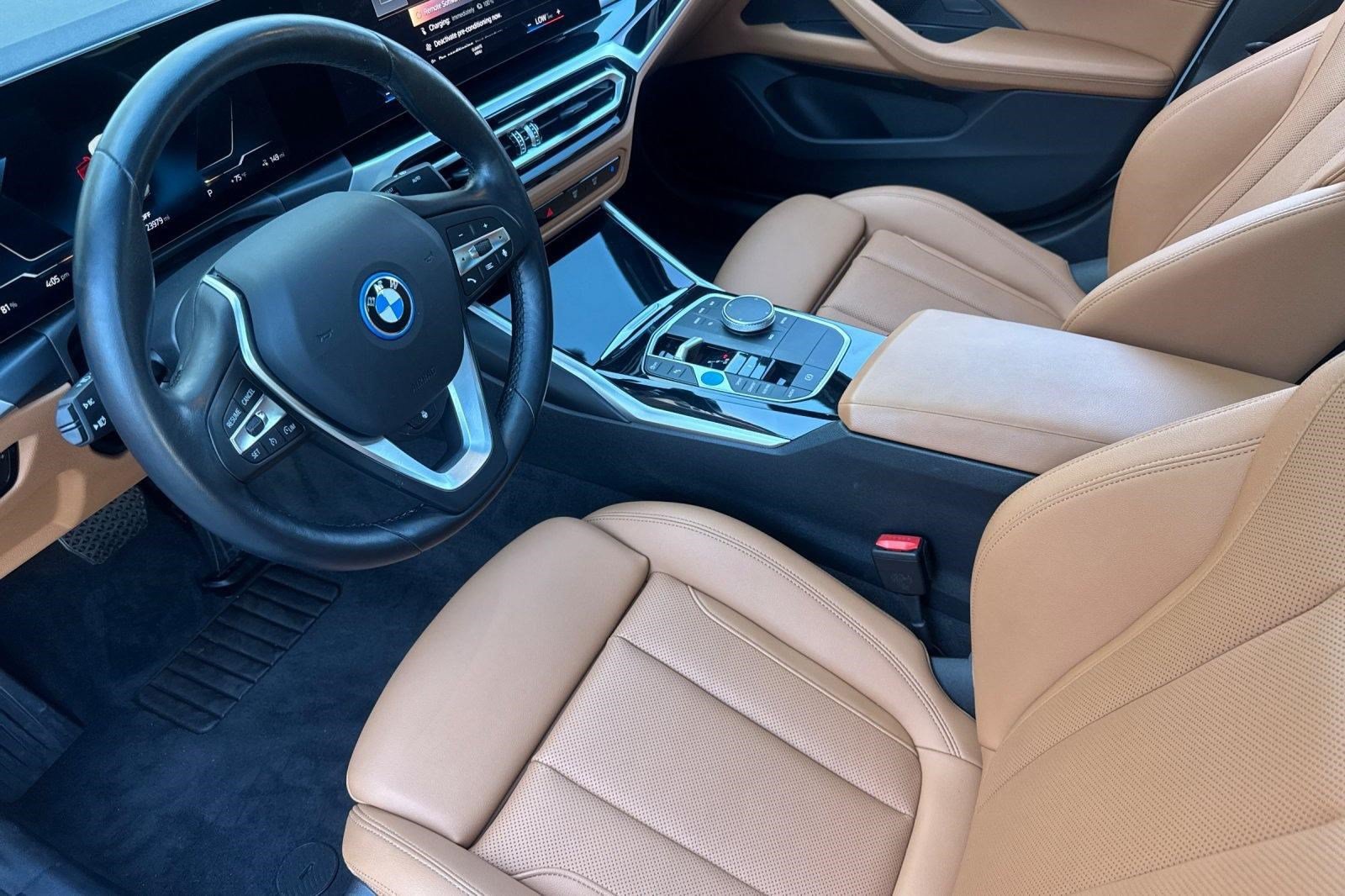 Certified 2023 BMW i4 eDrive35 w/ Premium Package RWD image 4