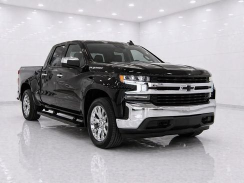 Used 2019 Chevrolet Silverado 1500 LT w/ All-Star Edition AWD/4WD image 7