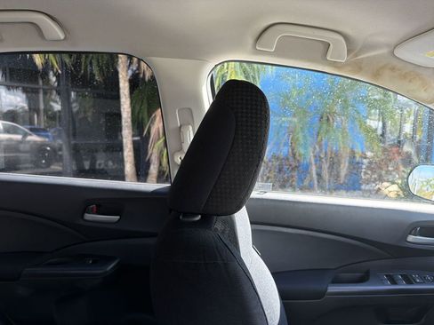 Used 2016 Honda CR-V SE image 16