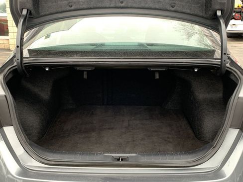 Used 2025 Nissan Altima 2.5 SV image 32