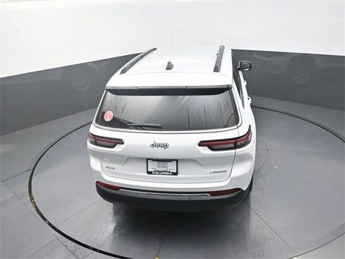 New 2025 Jeep Grand Cherokee L Laredo image 14