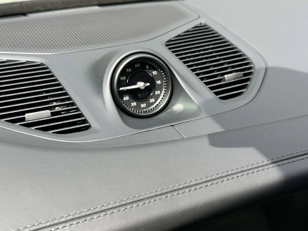 Used 2026 Porsche Cayenne Coupe AWD/4WD image 23