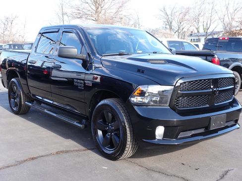 Used 2022 RAM 1500 Express w/ Wheel & Sound Group image 4