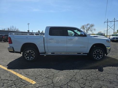 Used 2025 RAM 1500 Laramie AWD/4WD image 8