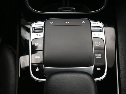 Used 2020 Mercedes-Benz CLA 250 4MATIC image 29