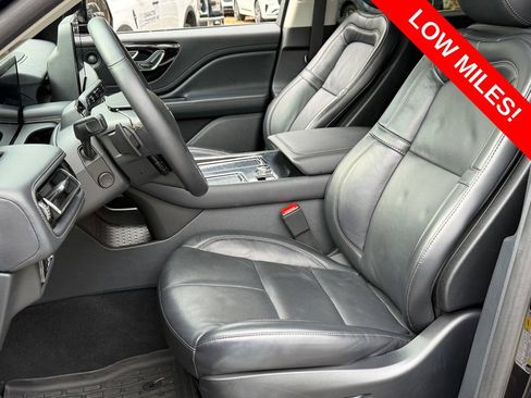 Used 2025 Lincoln Aviator Reserve AWD/4WD image 27