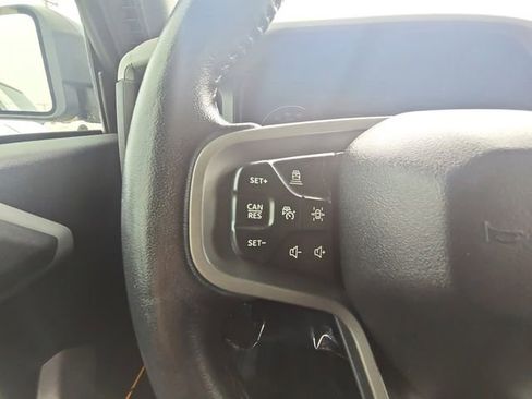 Used 2022 Ford Bronco Badlands image 5