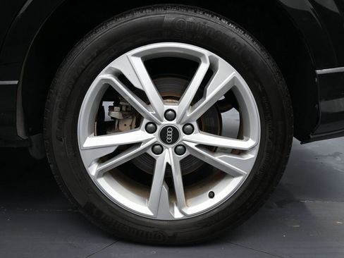 Used 2022 Audi Q3 2.0T Premium Plus w/ Premium Plus Package image 11