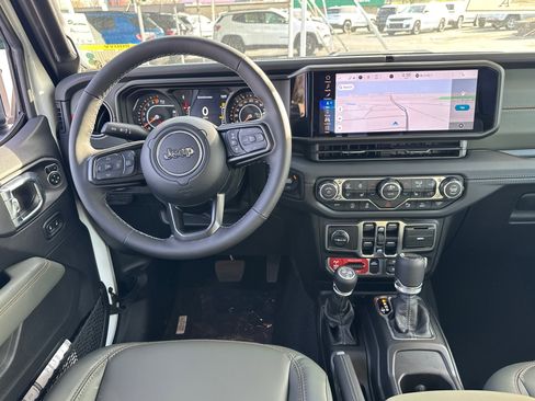 New 2026 Jeep Gladiator Mojave AWD/4WD image 8