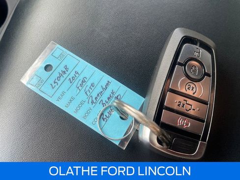 Certified 2019 Ford F150 Platinum w/ Equipment Group 701A Luxury image 12