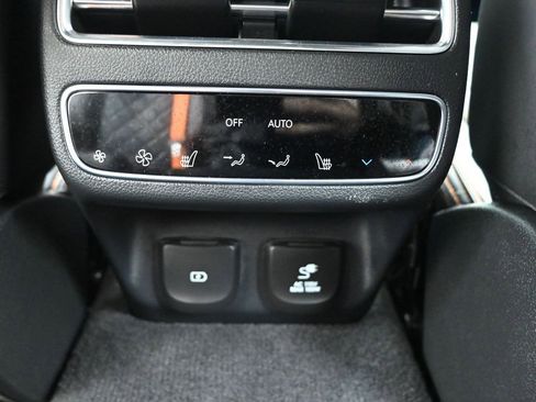 Used 2026 Genesis GV70 3.5T Sport Prestige AWD/4WD image 17