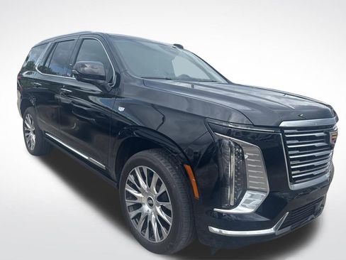 Certified 2025 Cadillac Escalade Premium Luxury Platinum image 2