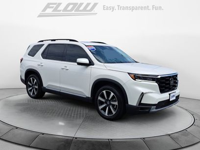 Used 2025 Honda Pilot Elite