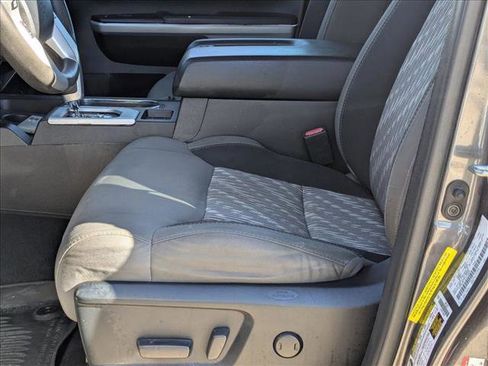 Used 2018 Toyota Tundra SR5 w/ SR5 Upgrade Package image 15