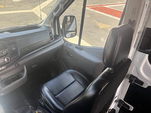 Used 2025 Ford Transit 250 148 High Roof Extended w/ Load Area Protection Package RWD image 18