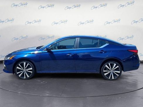 Used 2022 Nissan Altima 2.5 SR AWD/4WD image 2