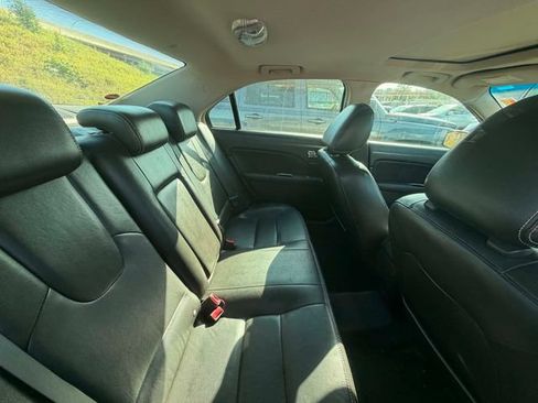 Used 2010 Ford Fusion SEL FWD image 10