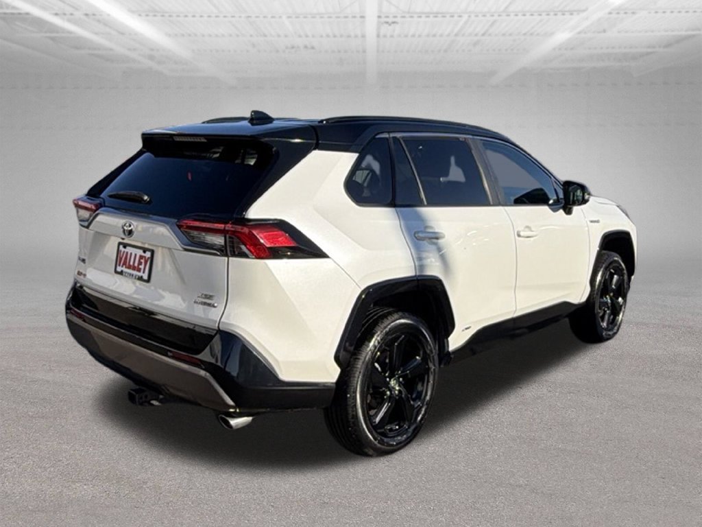 Used 2019 Toyota RAV4 XSE w/ XSE Weather Package AWD/4WD image 12