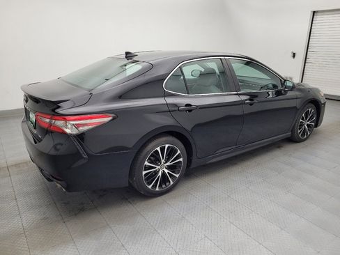 Used 2019 Toyota Camry SE FWD image 10
