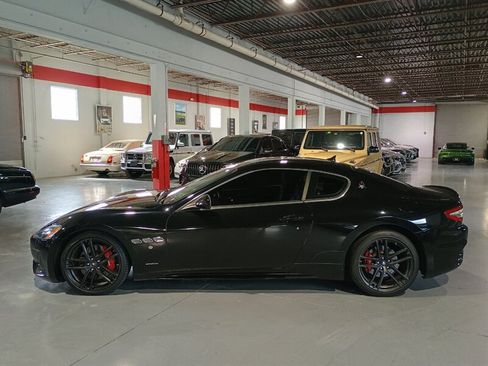 Used 2018 Maserati GranTurismo Sport RWD image 2