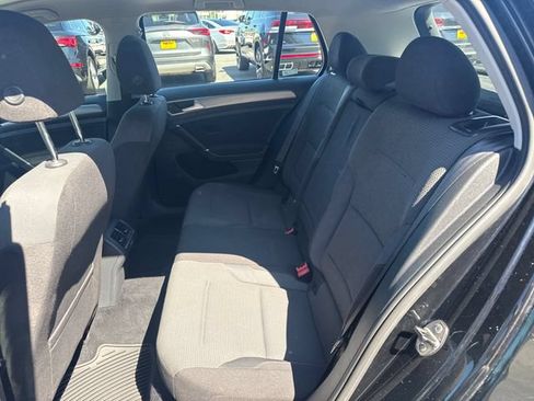Used 2016 Volkswagen Golf S FWD image 14