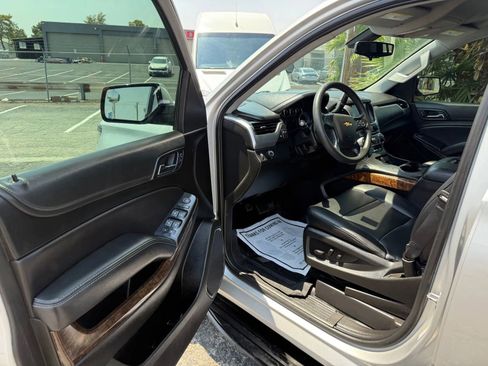 Used 2020 Chevrolet Tahoe 2WD image 9
