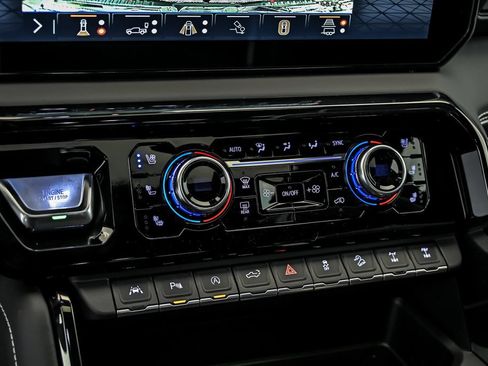 New 2026 GMC Sierra 1500 AT4X w/ LPO, Black Badging Package AWD/4WD image 18
