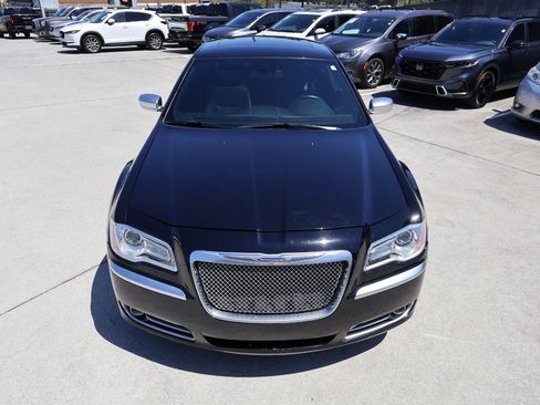 Used 2012 Chrysler 300 C Luxury Series RWD image 11