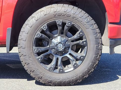 Used 2020 Chevrolet Silverado 1500 RST image 9