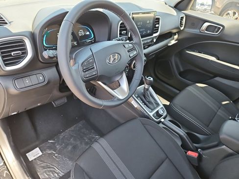 New 2026 Hyundai Venue SEL FWD image 3