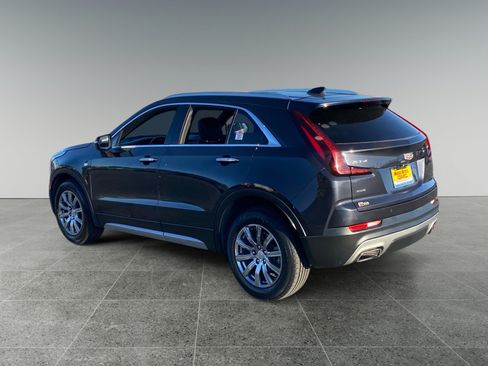 Used 2023 Cadillac XT4 Premium Luxury AWD/4WD image 3