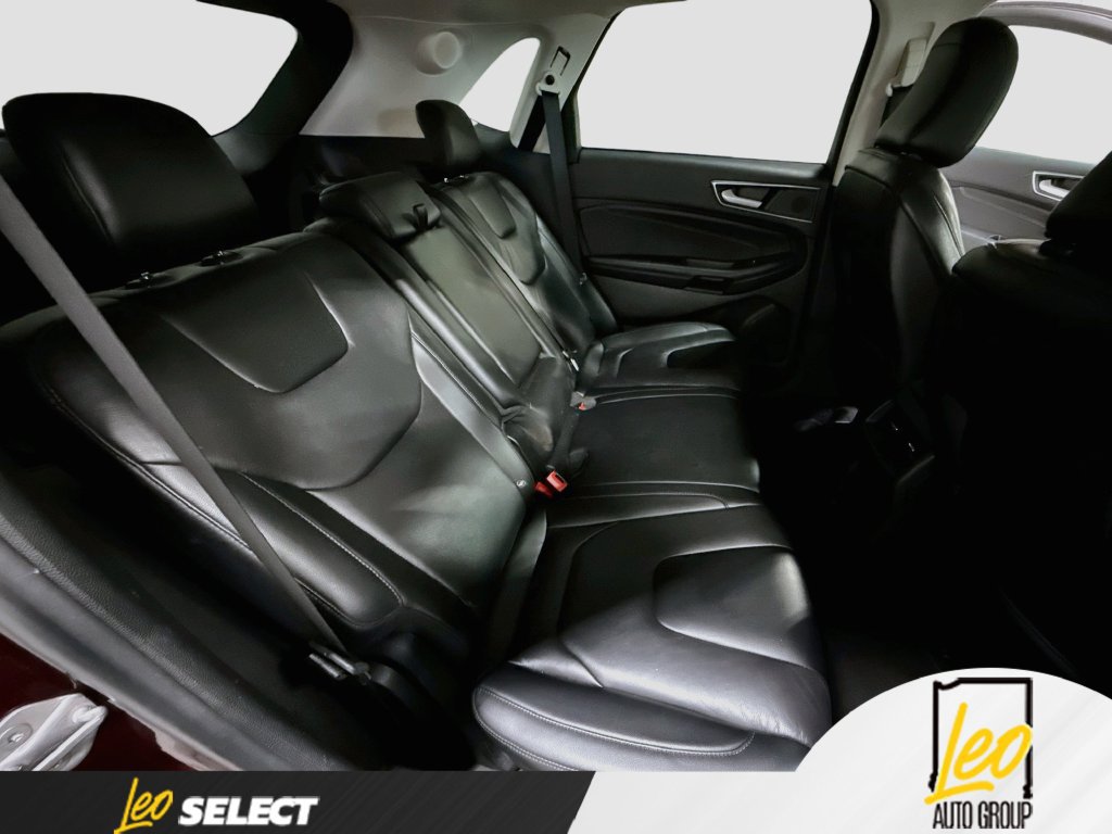 Used 2022 Ford Edge Titanium AWD/4WD image 29