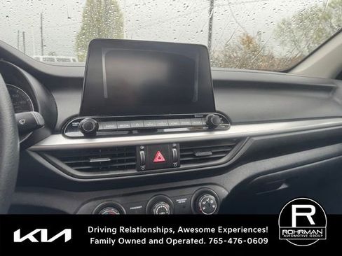Used 2020 Kia Forte LXS image 11