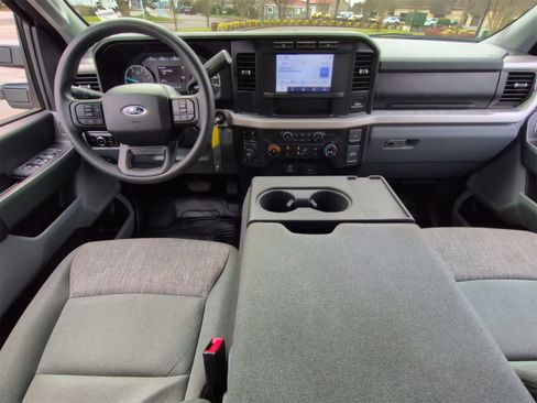 Used 2024 Ford F350 XLT image 15