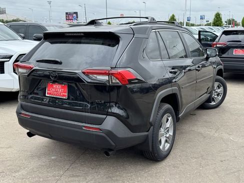 Used 2025 Toyota RAV4 XLE image 5