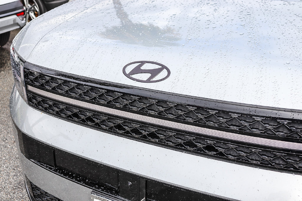 Certified 2025 Hyundai Santa Fe Calligraphy AWD/4WD image 5