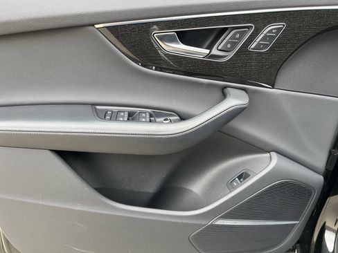 Used 2022 Audi Q7 Premium Plus w/ Premium Plus Package image 14