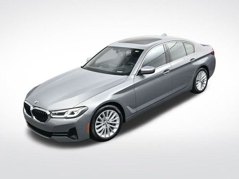Used 2023 BMW 530i xDrive image 28