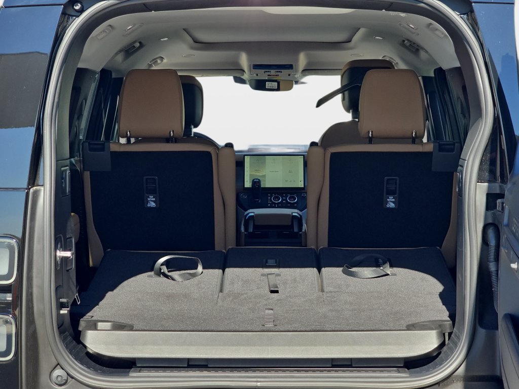 New 2026 Land Rover Defender 130 S AWD/4WD image 12
