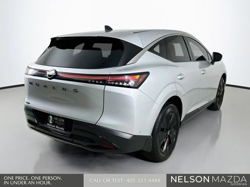 Used 2025 Nissan Murano SV FWD image 6