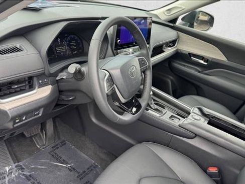 Certified 2026 Toyota Grand Highlander AWD image 11