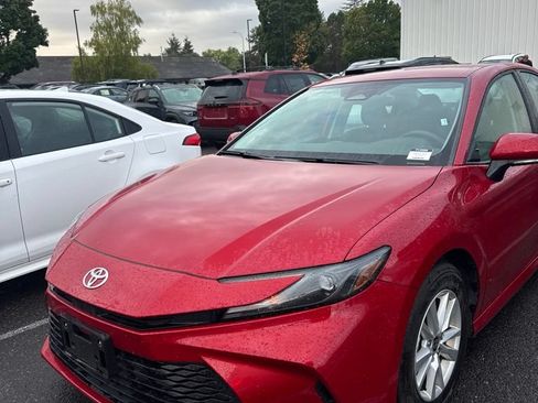 Used 2025 Toyota Camry LE FWD image 1