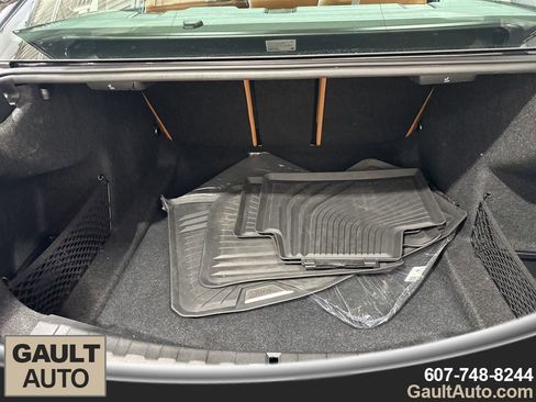 Certified 2022 BMW 330i xDrive 330i xDrive w/ Driving Assistance Package image 18