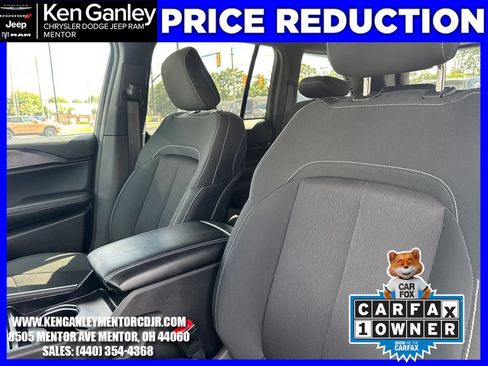 Used 2025 Jeep Grand Cherokee Laredo w/ Luxury Tech Group I AWD/4WD image 22