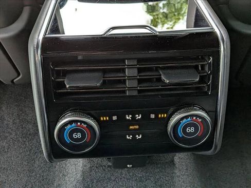 Certified 2023 Land Rover Range Rover Long Wheelbase Autobiography image 18