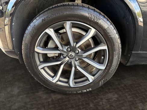 Used 2018 Volvo XC90 T5 Momentum w/ Convenience Package AWD/4WD image 39