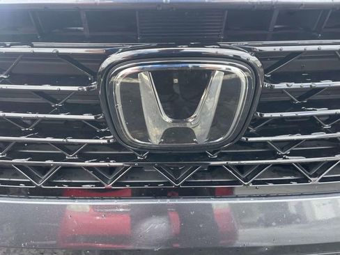 Used 2023 Honda Accord EX-L image 3
