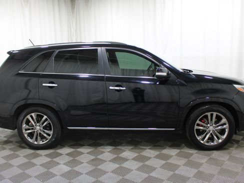 Used 2014 Kia Sorento SX w/ 3rd Row Package image 36