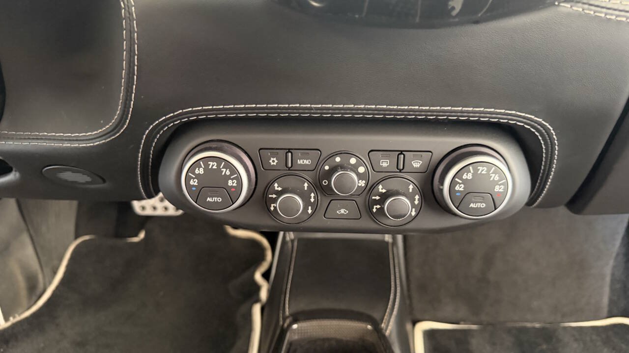 Used 2012 Ferrari 458 Italia Coupe RWD image 30
